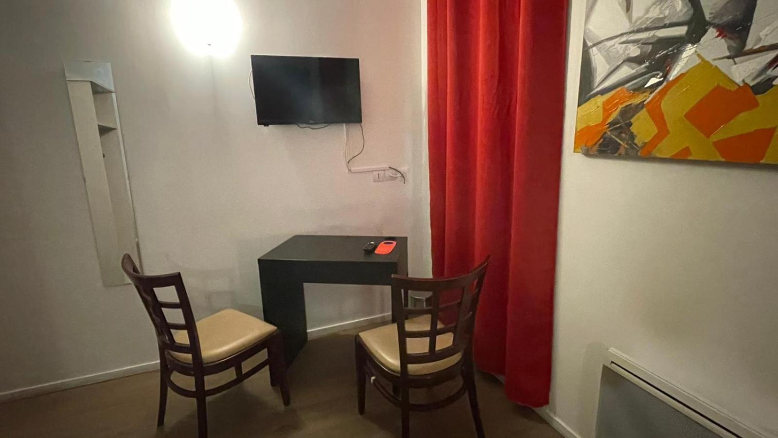 Hotel- Restaurant Le Saint Quentin Luaran gambar