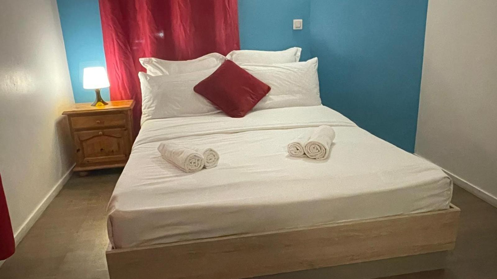 Hotel- Restaurant Le Saint Quentin Luaran gambar