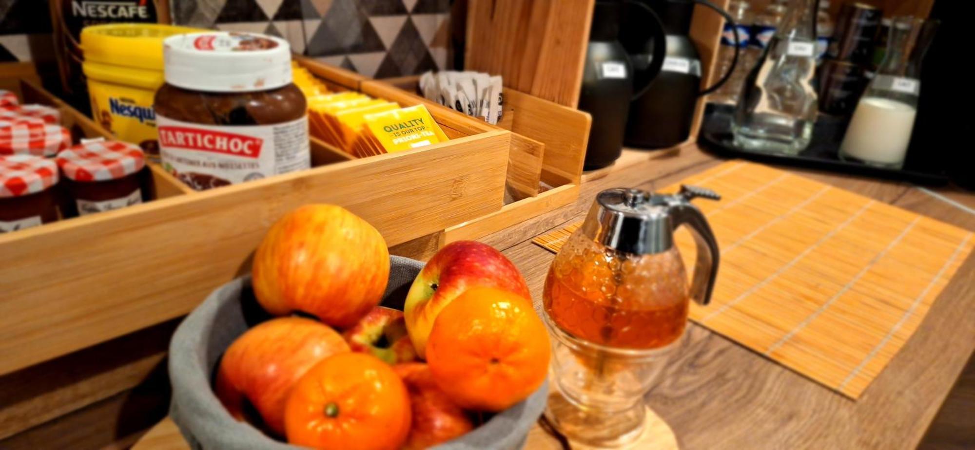 Hotel- Restaurant Le Saint Quentin Luaran gambar