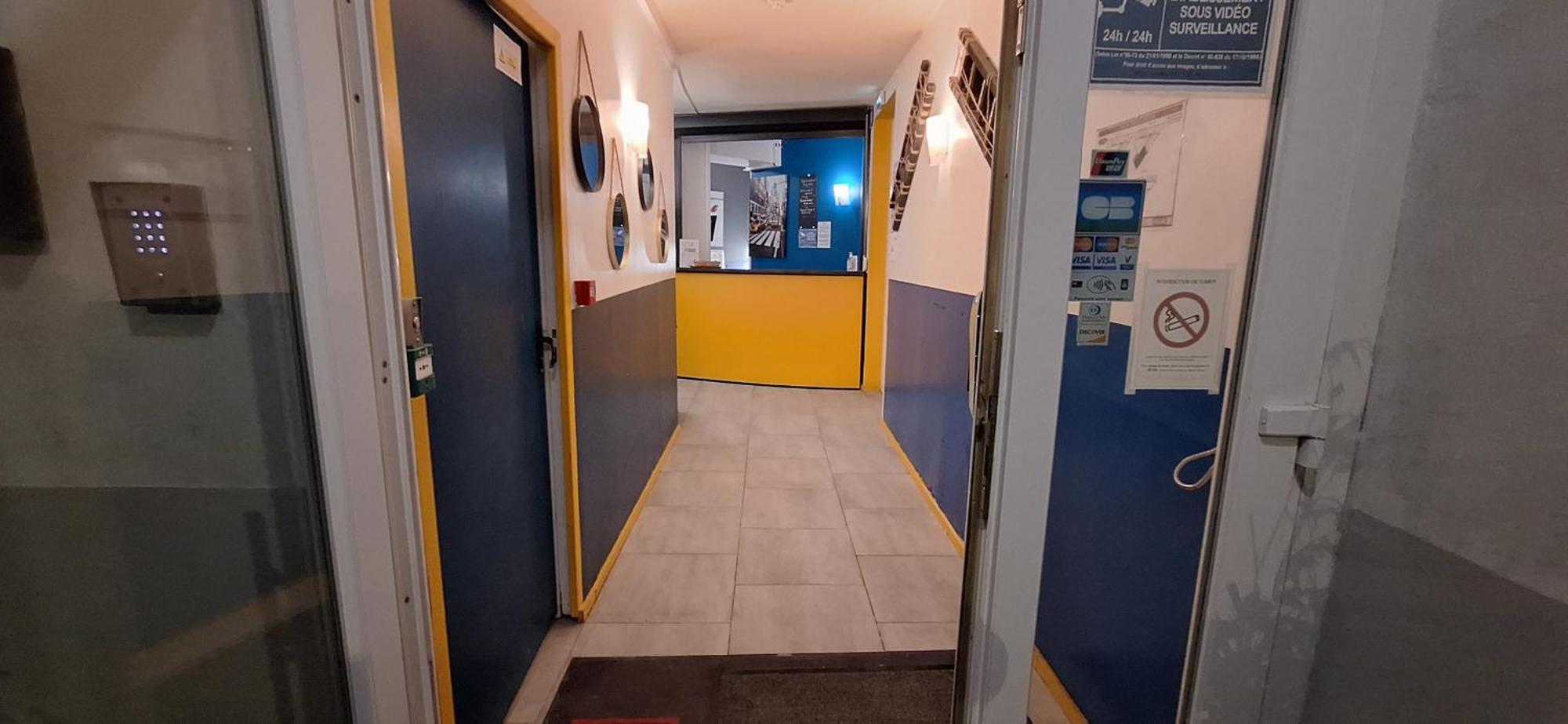 Hotel- Restaurant Le Saint Quentin Luaran gambar