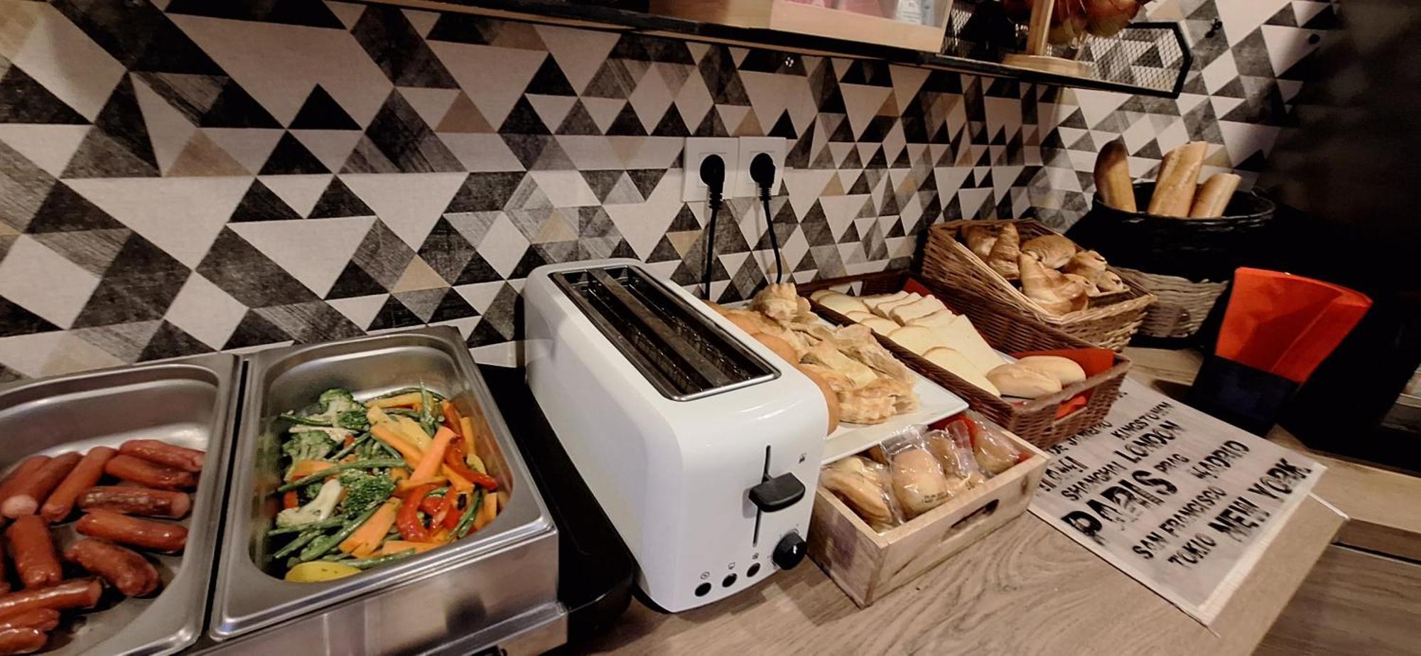 Hotel- Restaurant Le Saint Quentin Luaran gambar